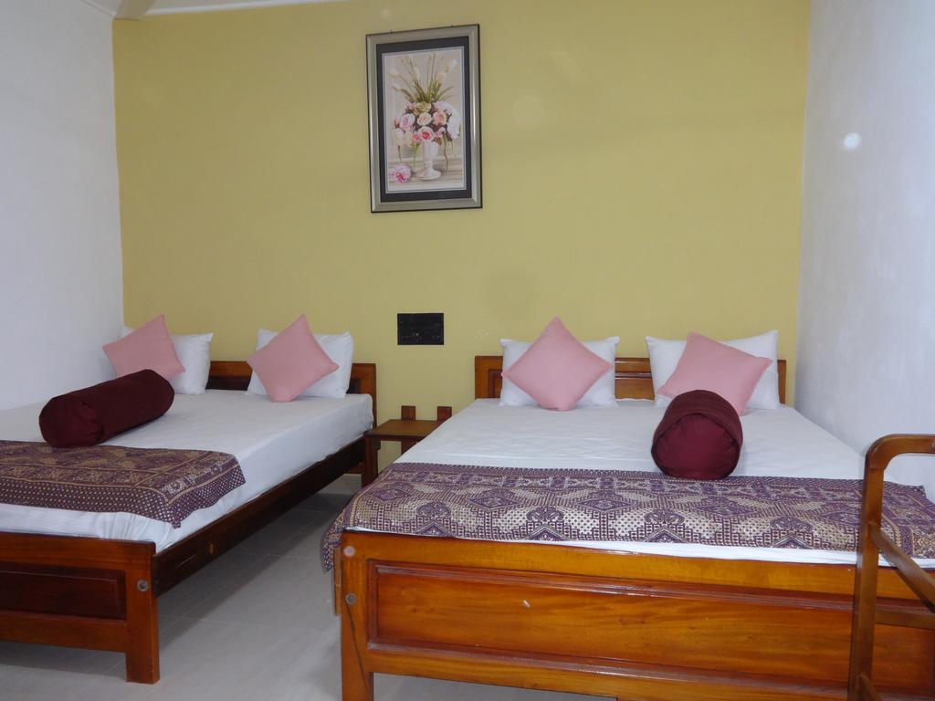 Dutch Bay Beach Cottages Trincomalee Εξωτερικό φωτογραφία