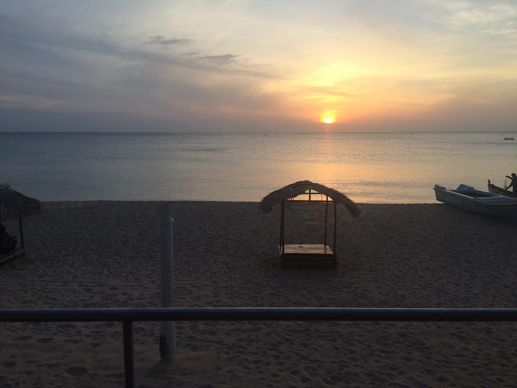 Dutch Bay Beach Cottages Trincomalee Εξωτερικό φωτογραφία